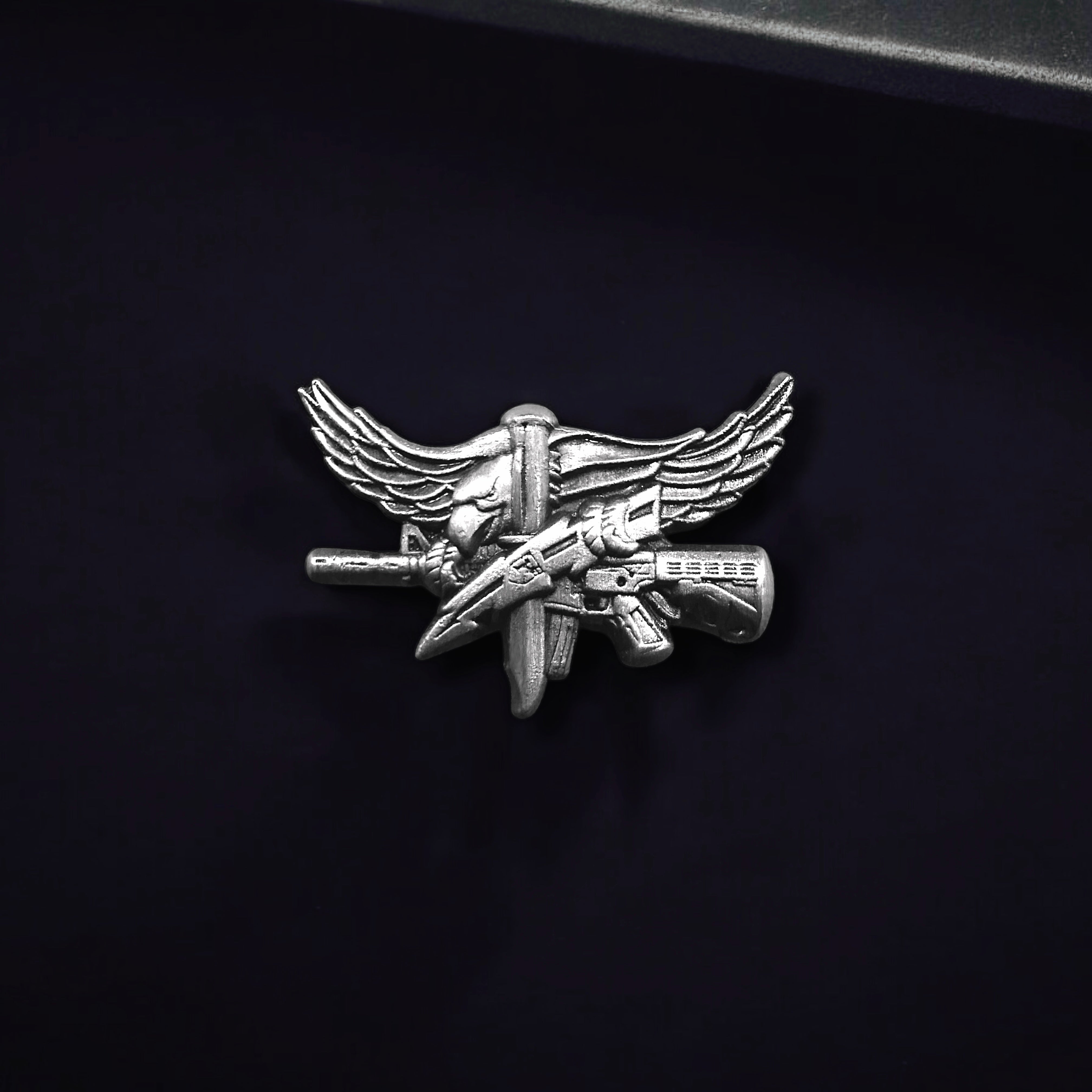 Pins – Swat Operator USA
